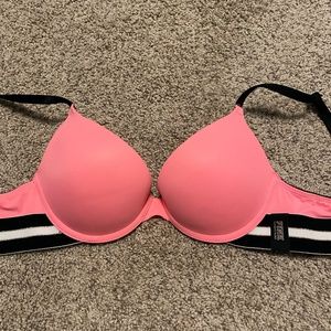 Victoria Secret PINK Everywhere Push Up Bra